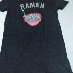 Dark Grey Women’s Size S Aeropostale ramen tee